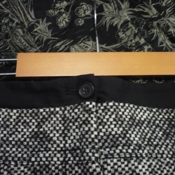 Vintage LOFT Thick Wool Blend Black Banded Waist Skirt 29W - Picture 5 of 12